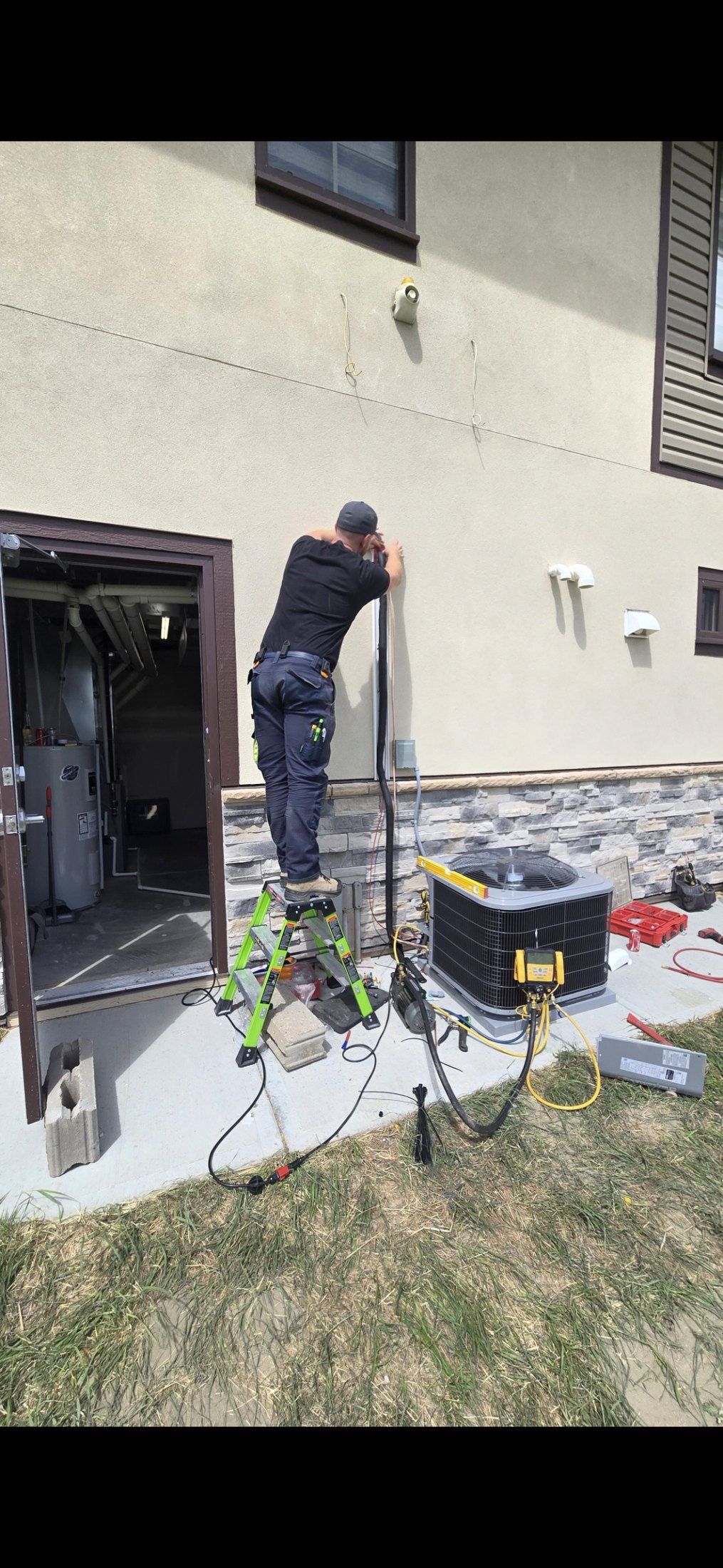 Central air conditioning installation in Calgary by Flow Forge Mechanical